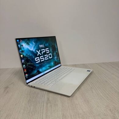 Игровой ноутбук Dell XPS 15 9520 / 15.6" (3456x2160) OLED / Intel Core i7-12700H (14 (20) ядер по 3.5 - 4.7 GHz) / 16 GB DDR5 / 1000 GB SSD / nVidia GeForce RTX 3050 Ti, 4 GB GDDR6, 128-bit / WebCam