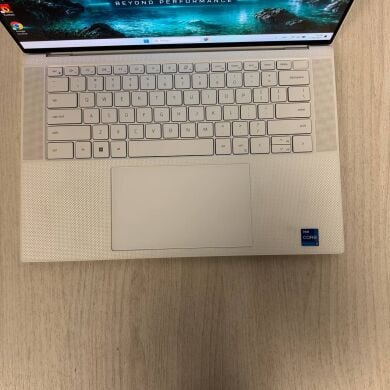 Игровой ноутбук Dell XPS 15 9520 / 15.6" (3456x2160) OLED / Intel Core i7-12700H (14 (20) ядер по 3.5 - 4.7 GHz) / 16 GB DDR5 / 1000 GB SSD / nVidia GeForce RTX 3050 Ti, 4 GB GDDR6, 128-bit / WebCam