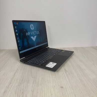 Игровой ноутбук HP Victus 15-fb3001nr / 15.6" (1920x1080 ) IPS / AMD Ryzen Al 7 350 (8 (16) ядер по 2.0 - 5.0 GHz) / 16 GB DDR5 / 512 GB SSD / nVidia GeForce RTX 5060, 8 GB GDDR7, 128-bit / WebCam