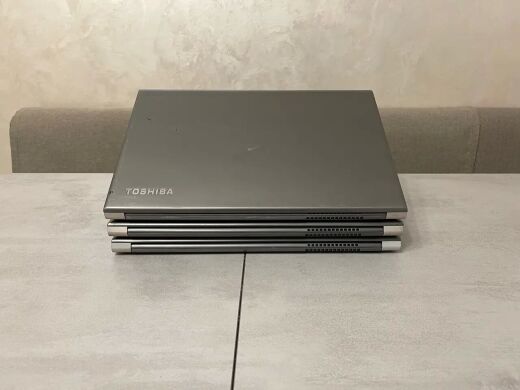 Игровой ноутбук Toshiba Tecra Z50-A / 15.6" (1366x768) TN / Intel Core i5-4310U (2 (4) ядра по 2.0 - 3.0 GHz) / 8 GB DDR3 / 256 GB SSD NEW / nVidia GeForce GT 730M, 1 GB DDR3, 64-bit / WebCam / Fingerprint / HDMI