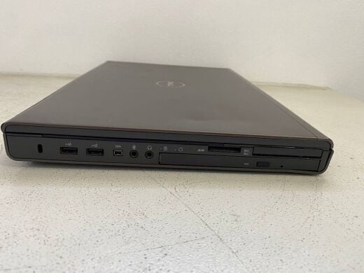 Мобильная рабочая станция Б-класс Dell Precision M4600 / 15.6" (1920x1080) TN / Intel Core i7-2760QM (4 (8) ядра по 2.4 - 3.5 GHz) / 16 GB DDR3 / 240 GB SSD / nVidia Quadro 2000M, 2 GB GDDR3, 128-bit / HDMI