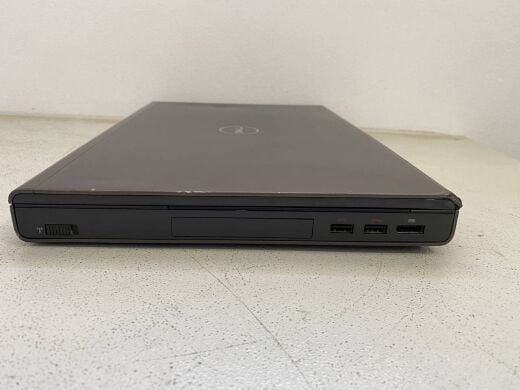 Мобильная рабочая станция Б-класс Dell Precision M4600 / 15.6" (1920x1080) TN / Intel Core i7-2760QM (4 (8) ядра по 2.4 - 3.5 GHz) / 16 GB DDR3 / 240 GB SSD / nVidia Quadro 2000M, 2 GB GDDR3, 128-bit / HDMI