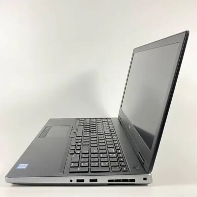 Мобільна робоча станція Dell Precision 7530 / 15.6" (3840x2160) IPS / Intel Core i7-8850H (6 (12) ядра по 2.6 - 4.3 GHz) / 16 GB DDR4 / 512 GB SSD / nVidia Quadro P2000, 4 GB GDDR5, 128-bit / WebCam / HDMI Мобільна робоча станція Dell Precision 7530 / 15.6" (3840x2160) IPS / Intel Core i7-8850H (6 (12) ядра по 2.6 - 4.3 GHz) / 16 GB DDR4 / 512 GB SSD / nVidia Quadro P2000, 4 GB GDDR5, 128-bit / WebCam / HDMI