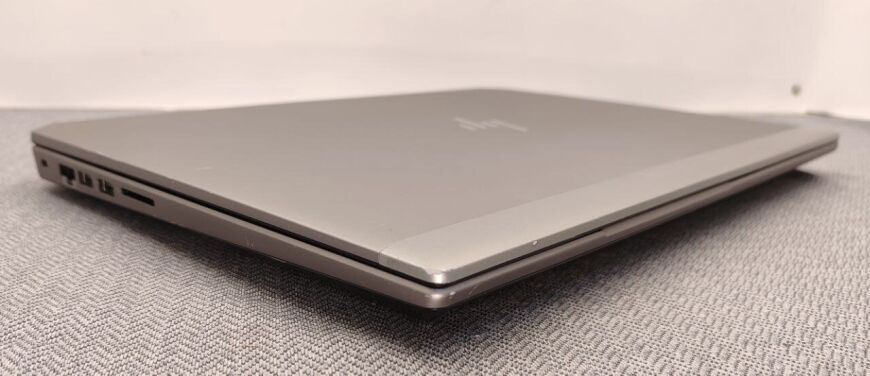 Мобільна робоча станція HP ZBook 15 G6 / 15.6" (1920x1080) IPS / Intel Core i7-9850H (6 (12) ядра по 2.6 - 4.6 GHz) / 16 GB DDR4 / 512 GB SSD M.2 / nVidia Quadro T1000, 4 GB GDDR5, 128-bit / WebCam