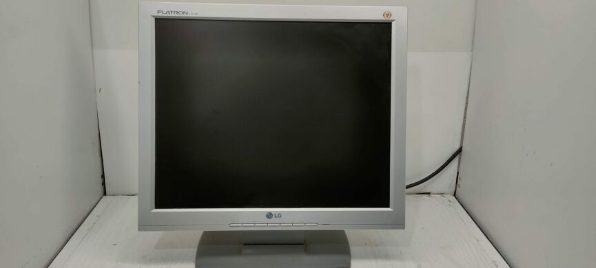 Монитор Б-класс LG Flatron L1715S / L1753S / L1717S / L1719S / L1730S / 17" (1280x1024) TN / VGA 