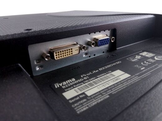Монитор Iiyama ProLite B2280WSD / 22" (1680x1050) TN / VGA, DVI, Audio / Встроеннык колонки 2x 4W / VESA 100x100 + Кабель питания
