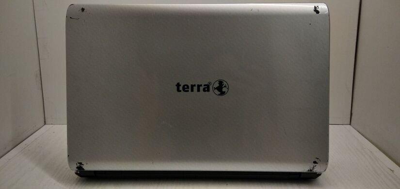 Ноутбук Б-класс Terra Mobile 1562P / 15.6" (1366x768) TN / Intel Pentium B950 (2 ядра по 2.1 GHz) / 4 GB DDR3 / 320 GB HDD / Intel HD Graphics / WebCam / АКБ не держит Ноутбук Б-класс Terra Mobile 1562P / 15.6" (1366x768) TN / Intel Pentium B950 (2 ядра по 2.1 GHz) / 4 GB DDR3 / 320 GB HDD / Intel HD Graphics / WebCam / АКБ не держит
