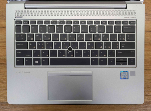 Ультрабук HP EliteBook 830 G5 / 13.3" (1920x1080) IPS Touch / Intel Core i7-8650U (4 (8) ядра по 1.9 - 4.2 GHz) / 16 GB DDR4 / 512 GB SSD / Intel UHD Graphics 620 / Fingerprint / WebCam / Windows 10