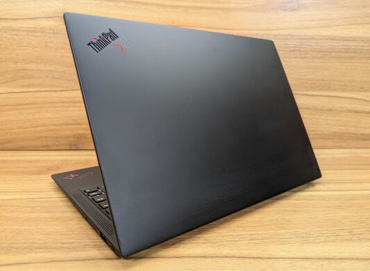 Ультрабук Lenovo ThinkPad X1 Carbon Gen9 / 14" (1920x1080) IPS / Intel Core i7-1165G7 (4 (8) ядра по 2.8 - 4.7 GHz) / 16 GB DDR4 / 480 GB SSD / Intel Iris Xe Graphics / WebCam / Windows 10
