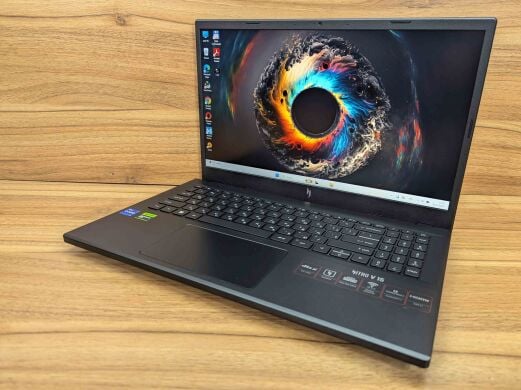 Ігровий ноутбук Acer Nitro V15 ANV15-51 / 15.6" (1920x1080) IPS / Intel Core i7-13620H (10 (16) ядер по 3.6 - 4.9 GHz) / 16 GB DDR5 / 1000 GB SSD / nVidia GeForce RTX 4060, 8 GB GDDR6, 128-bit / WebCam / Windows 11