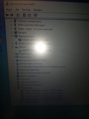 Ультрабук Б-клас Dell latitude 3310 / 13.3" (1366x768) TN / Intel Core i3-8145U (2 (4) ядра по 2.1 - 3.9 GHz) / 8 GB DDR4 / 120 GB SSD / Intel UHD Graphics 620 / WebCam 