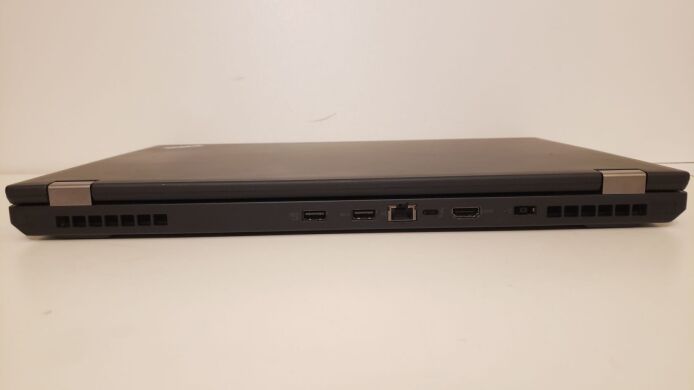 Мобільна робоча станція Lenovo ThinkPad P51 / 15.6" (1920x1080) IPS / Intel Core i7-6820HQ (4 (8) ядра по 2.7 - 3.6 GHz) / 16 GB DDR4 / 512 GB SSD / nVidia Quadro M1200, 4 GB GDDR5, 128-bit / WebCam Мобільна робоча станція Lenovo ThinkPad P51 / 15.6" (1920x1080) IPS / Intel Core i7-6820HQ (4 (8) ядра по 2.7 - 3.6 GHz) / 16 GB DDR4 / 512 GB SSD / nVidia Quadro M1200, 4 GB GDDR5, 128-bit / WebCam