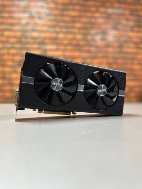Дискретна відеокарта Sapphire Radeon RX 580 Nitro+, 8 GB GDDR5, 256-bit / 1x DVI, 2x HDMI, 2x DisplayPort / (11265-01-20G)