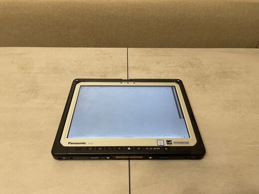 Захищений планшет Б-клас Panasonic Toughbook CF-33 / 12" (2160x1440) IPS Touch / Intel Core i5-7300U (2 (4) ядра по 2.6 - 3.5 GHz) / 16 GB DDR3 / 128 GB SSD / Intel HD Graphics 620 / WebCam / Стилус / Два АКБ / Без клавіатури