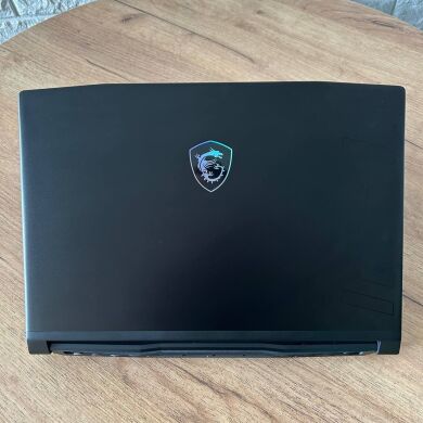 Ігровий ноутбук MSI Crosshair 16 A13VGK / 16" (1920x1080) IPS / Intel Core i7-13620H (10 (16) ядер по 3.6 - 4.9 GHz) / 16 GB DDR4 / 1000 GB SSD / nVidia GeForce RTX 4070, 8 GB GDDR6, 128-bit / WebCam