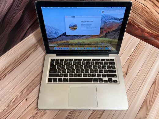 Ноутбук Б-клас Apple MacBook Pro 13 A1278 2011 / 13.3" (1280x800) TN / Intel Core i7-2620M (2 (4) ядра по 2.7 - 3.4 GHz) / 4 GB DDR3 / 256 GB SSD / Intel HD Graphics 3000 / WebCam / MacOS