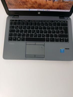 Нетбук HP EliteBook 820 G2 / 12.5" (1920x1080) TN / Intel Core i5-5200U (2 (4) ядра по 2.2 - 2.7 GHz) / 8 GB DDR3 / 250 GB SSD / Intel HD Graphics 5500 / WebCam