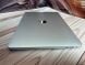 Ультрабук Apple MacBook Pro 13 2018 / 13.3" (2560x1600) IPS / Intel Core i5-8259U (4 (8) ядра по 2.3 - 3.8 GHz) / 16 GB DDR3 / 500 GB SSD / Intel Iris Plus Graphics 655 / WebCam / MacOS купити
