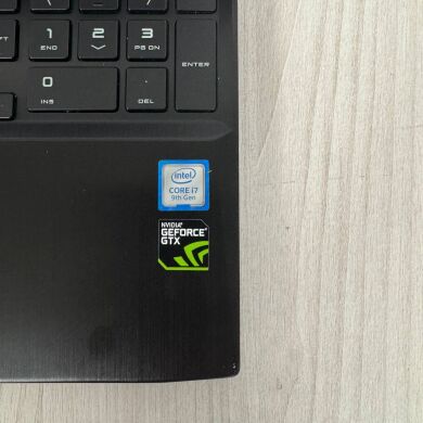 Игровой ноутбук Б-класс HP Omen 15-dc1054nr / 15.6" (1920x1080) IPS / Intel Core i7-9750H (6 (12) ядер по 2.6 - 4.5 GHz) / 16 GB DDR4 / 512 GB SSD NVMe / nVidia GeForce GTX 1660 Ti, 6 GB GDDR6, 192-bit / WebCam