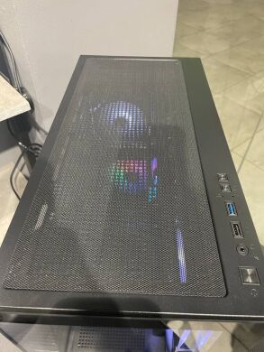 Игровой ПК 1stPlayer Mi5 A-BK-2F7R-1F7 Black Tower / AMD Ryzen 5 8400F (6 (12) ядер по 4.2 - 4.7 GHz) / 16 GB DDR5 / 1000 GB SSD M.2 / nVidia GeForce RTX 5060, 8 GB GDDR7, 128-bit / 500W