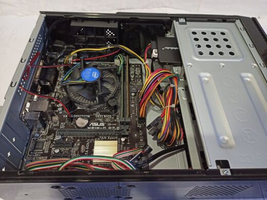 ПК LogicPower Everest SFF / Intel Core i5-4590 (4 ядра по 3.3 - 3.7 GHz) / 8 GB DDR3 / 120 GB SSD / Intel HD Graphics 4600 / 400W