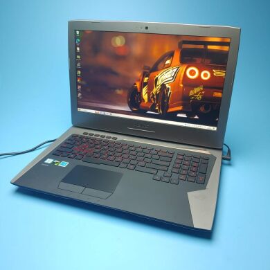 Ігровий ноутбук Asus ROG G752VL / 17.3" (1920x1080) IPS / Intel Core i7-6700HQ (4 (8) ядра по 2.6 - 3.5 GHz) / 16 GB DDR4 / 480 GB SSD / nVidia GeForce GTX 965M, 2 GB GDDR5, 128-bit / WebCam / DVD-ROM / Win 10 Home