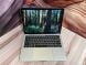 Ультрабук Apple MacBook Pro 13 2018 / 13.3" (2560x1600) IPS / Intel Core i5-8259U (4 (8) ядра по 2.3 - 3.8 GHz) / 16 GB DDR3 / 500 GB SSD / Intel Iris Plus Graphics 655 / WebCam / MacOS купити