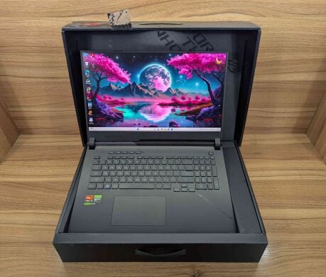 Игровой ноутбук Asus ROG Strix G733PY / 17.3" (2560x1440) IPS / AMD Ryzen 9 7945HX (16 (32) ядер по 2.5 - 5.4 GHz) / 64 GB DDR5 / 1000 GB SSD / nVidia GeForce RTX 4090, 16 GB GDDR6, 256-bit / WebCam / HDMI / Windows 11