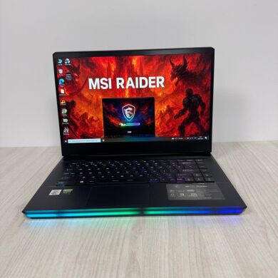 Ігровий ноутбук MSI GE66 Raider 10SFS / 15.6" (1920x1080) IPS / Intel Core i7-10750H (6 (12) ядер по 2.6 - 5.0 GHz) / 32 GB DDR4 / 1000 GB SSD NVMe / nVidia GeForce RTX 2070 Super, 8 GB GDDR6, 256-bit / WebCam
