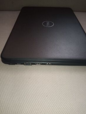 Ультрабук Б-клас Dell latitude 3310 / 13.3" (1366x768) TN / Intel Core i3-8145U (2 (4) ядра по 2.1 - 3.9 GHz) / 8 GB DDR4 / 120 GB SSD / Intel UHD Graphics 620 / WebCam 