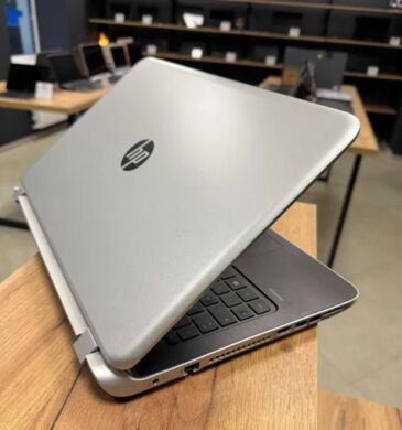 Ноутбук HP Pavilion 15-p072ng / 15.6" (1920x1080) TN / Intel Core i5-4210U (2 (4) ядра по 1.7 - 2.7 GHz) / 12 GB DDR3 / 256 GB SSD / nVidia GeForce 840M, 2 GB DDR3, 64-bit / WebCam / Win 10 Home