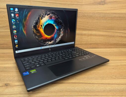 Ігровий ноутбук Acer Nitro V15 ANV15-51 / 15.6" (1920x1080) IPS / Intel Core i7-13620H (10 (16) ядер по 3.6 - 4.9 GHz) / 16 GB DDR5 / 1000 GB SSD / nVidia GeForce RTX 4060, 8 GB GDDR6, 128-bit / WebCam / Windows 11