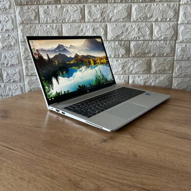 Ультрабук Б-класс HP ProBook 650 G8 / 15.6" (1920x1080) IPS / Intel Core i5-1145G7 (4 (8) ядра по 1.1 - 4.4 GHz) / 16 GB DDR4 / 256 GB SSD / Intel Iris Xe Graphics / WebCam