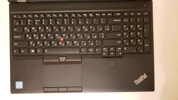 Мобільна робоча станція Lenovo ThinkPad P51 / 15.6" (1920x1080) IPS / Intel Core i7-6820HQ (4 (8) ядра по 2.7 - 3.6 GHz) / 16 GB DDR4 / 512 GB SSD / nVidia Quadro M1200, 4 GB GDDR5, 128-bit / WebCam Мобільна робоча станція Lenovo ThinkPad P51 / 15.6" (1920x1080) IPS / Intel Core i7-6820HQ (4 (8) ядра по 2.7 - 3.6 GHz) / 16 GB DDR4 / 512 GB SSD / nVidia Quadro M1200, 4 GB GDDR5, 128-bit / WebCam