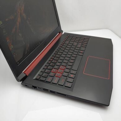 Ігровий ноутбук Acer Nitro 5 AN515-53 / 15.6" (1920х1080) IPS / Intel Core i5-8300H (4 (8) ядра по 2.3 - 4.0 GHz) / 8 GB DDR4 / 128 GB SSD+1 TB HDD / nVidia GeForce GTX 1050 Ti, 4 GB GDDR5, 128-bit / WebCam / NO ODD