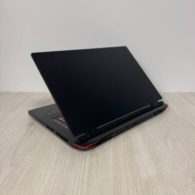 Ігровий ноутбук Acer Nitro 5 AN517-55 / 17.3" (1920x1080) IPS / Intel Core i5-12500H (12 (16) ядер по 2.5 - 4.5 GHz) / 8 GB DDR4 / 512 GB SSD NVMe / nVidia GeForce RTX 3050, 4 GB GDDR6, 128-bit / WebCam