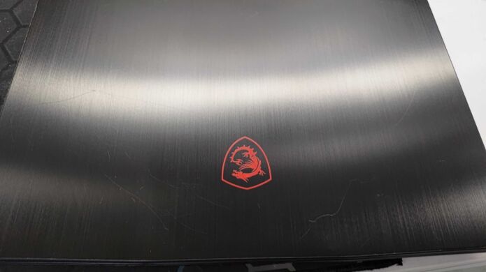 Ігровий ноутбук MSI GF63 Thin / 15.6" (1920x1080) IPS / Intel Core i5-10500H (6 (12) ядер по 2.5 - 4.5 GHz) / 16 GB DDR4 / 250 GB SSD + 500 GB HDD / nVidia GeForce GTX 1650 Max-Q, 4 GB GDDR6, 128-bit / WebCam / HDMI