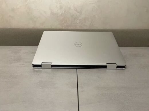 Ігровий ультрабук-трансформер Dell XPS 15 9575 / 15.6" (1920x1080) IPS Touch / Intel Core i7-8705G (4 (8) ядра по 3.1 - 4.1 GHz) / 16 GB DDR4 / 512 GB SSD M.2 / AMD Radeon RX Vega M GL, 4 GB HBM2, 256-bit / WebCam