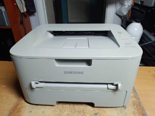 Принтер Samsung ML-2580N / Лазерная монохромная печать / 1200x1200 dpi / 24 стр./мин / A4 / USB, Ethernet