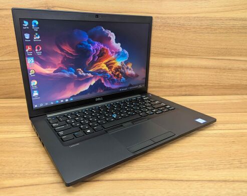 Ультрабук Dell Latitude 7480 / 14" (1366x768) TN / Intel Core i5-7300U (2 (4) ядра по 2.6 - 3.5 GHz) / 16 GB DDR4 / 256 GB SSD / Intel HD Graphics 620 / WebCam / Windows 10 Ультрабук Dell Latitude 7480 / 14" (1366x768) TN / Intel Core i5-7300U (2 (4) ядра по 2.6 - 3.5 GHz) / 16 GB DDR4 / 256 GB SSD / Intel HD Graphics 620 / WebCam / Windows 10