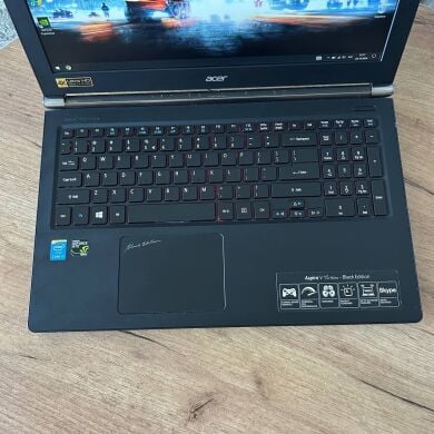 Ігровий ноутбук Б-клас Acer Aspire VN7-591 / 15.6" (3840x2160) IPS / Intel Core i7-4720HQ (4 (8) ядра по 2.6 - 3.6 GHz) / 16 GB DDR3 / 256 GB SSD / nVidia GeForce GTX 960M, 4 GB GDDR5, 128-bit / WebCam