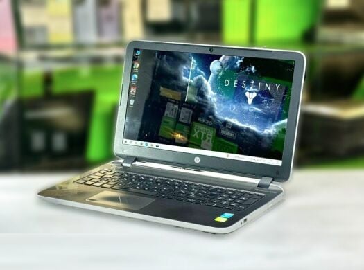 Ноутбук HP Pavilion 15-p258nl / 15.6" (1366x768) TN / Intel Core i7-5500U (2 (4) ядра по 2.4 - 3.0 GHz) / 16 GB DDR3 / 1000 GB SSD / nVidia GeForce 840M, 4 GB DDR3, 64-bit / WebCam / DVD-RW / Win 10 Home