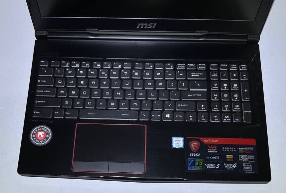 Ігровий ноутбук MSI Raider GE63VR / 15.6" (1920x1080) IPS / Intel Core i7-7700HQ (4 (8) ядра по 2.8 - 3.8 GHz) / 32 GB DDR4 / 1000 GB SSD / nVidia GeForce GTX 1070, 8 GB GDDR5, 256-bit / WebCam Ігровий ноутбук MSI Raider GE63VR / 15.6" (1920x1080) IPS / Intel Core i7-7700HQ (4 (8) ядра по 2.8 - 3.8 GHz) / 32 GB DDR4 / 1000 GB SSD / nVidia GeForce GTX 1070, 8 GB GDDR5, 256-bit / WebCam