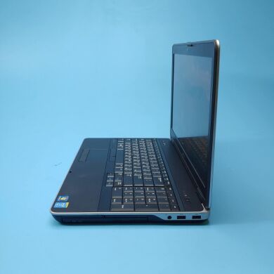 Ігровий ноутбук Dell Latitude E6540 / 15.6" (1920x1080) TN / Intel Core i7-4800MQ (4 (8) ядра по 2.7 - 3.7 GHz) / 16 GB DDR3 / 480 GB SSD / AMD Radeon HD 8790M, 2 GB GDDR5, 128-bit / WebCam / DVD-ROM / Win 10 Pro