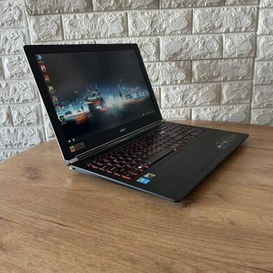 Ігровий ноутбук Б-клас Acer Aspire VN7-591 / 15.6" (3840x2160) IPS / Intel Core i7-4720HQ (4 (8) ядра по 2.6 - 3.6 GHz) / 16 GB DDR3 / 256 GB SSD / nVidia GeForce GTX 960M, 4 GB GDDR5, 128-bit / WebCam