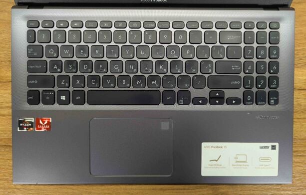 Ноутбук Asus VivoBook F512 / 15.6" (1920x1080) IPS / AMD Ryzen 3 3200U (2 (4) ядра по 2.6 - 3.5 GHz) / 8 GB DDR4 / 256 GB SSD / AMD Radeon Vega 3 Graphics / WebCam / TouchID / Windows 10 Ноутбук Asus VivoBook F512 / 15.6" (1920x1080) IPS / AMD Ryzen 3 3200U (2 (4) ядра по 2.6 - 3.5 GHz) / 8 GB DDR4 / 256 GB SSD / AMD Radeon Vega 3 Graphics / WebCam / TouchID / Windows 10