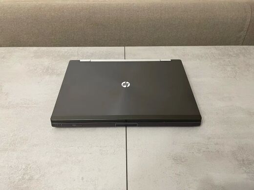 Мобільна робоча станція HP EliteBook 8570w / 15.6" (1920x1080) TN / Intel Core i7-3720QM (4 (8) ядра по 2.6 - 3.6 GHz) / 16 GB DDR3 / 256 GB SSD / nVidia Quadro K1000M, 2 GB DDR3, 128-bit / DisplayPort