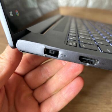 Ігровий ноутбук Б-клас Lenovo Ideapad Slim 7 15IMH05 / 15.6" (1920x1080) IPS / Intel Core i5-10300H (4 (8) ядра по 2.5 - 4.5 GHz) / 16 GB DDR4 / 256 GB SSD / nVidia GeForce GTX 1650, 4 GB GDDR6, 128-bit / WebCam Ігровий ноутбук Б-клас Lenovo Ideapad Slim 7 15IMH05 / 15.6" (1920x1080) IPS / Intel Core i5-10300H (4 (8) ядра по 2.5 - 4.5 GHz) / 16 GB DDR4 / 256 GB SSD / nVidia GeForce GTX 1650, 4 GB GDDR6, 128-bit / WebCam