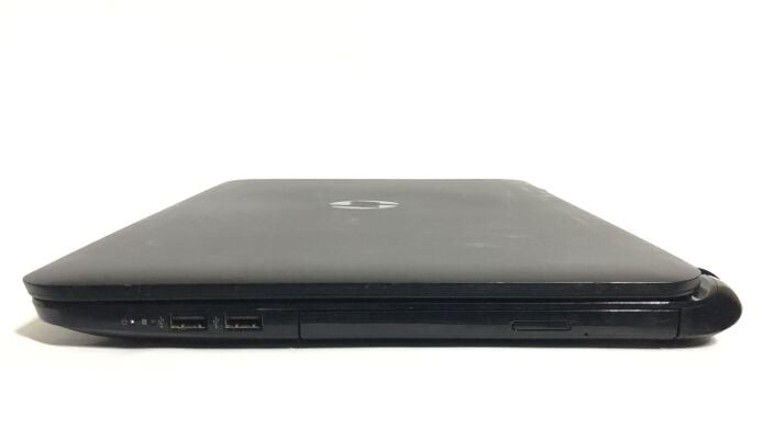 Ноутбук Б-класс HP 250 G2 / 15.6" (1366x768) TN / Intel Core i3-3110M (2 (4) ядра по 2.4 GHz) / 8 GB DDR3 / 120 GB SSD / Intel HD Graphics 4000 / DVD-ROM / WebCam / Win 10 Home