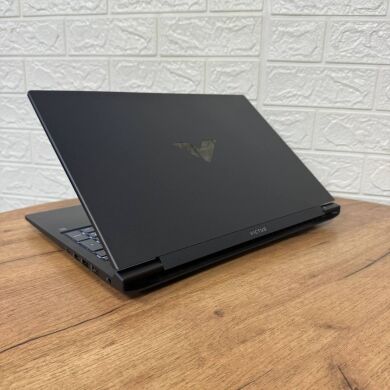 Ігровий ноутбук HP Victus 16-r0073cl / 16.1" (1920x1080) IPS / Intel Core i7-13700HX (16 (24) ядер по 2.1 - 5.0 GHz) / 32 GB DDR5 / 1000 GB SSD / nVidia GeForce RTX 4060, 8 GB GDDR6, 128-bit / WebCam